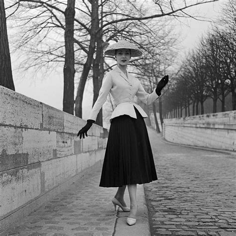 total look dior|dior 1947 new look fashion.